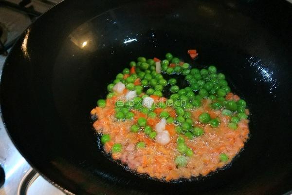 新文美食 扇贝虾仁蛋炒饭的做法图解8