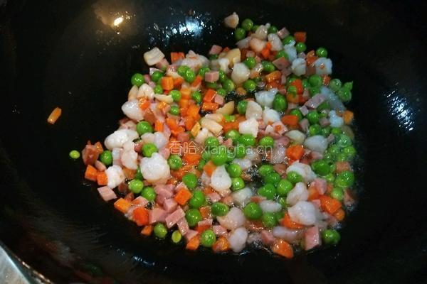 新文美食 扇贝虾仁蛋炒饭的做法图解9