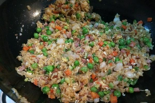 新文美食 扇贝虾仁蛋炒饭的做法图解13