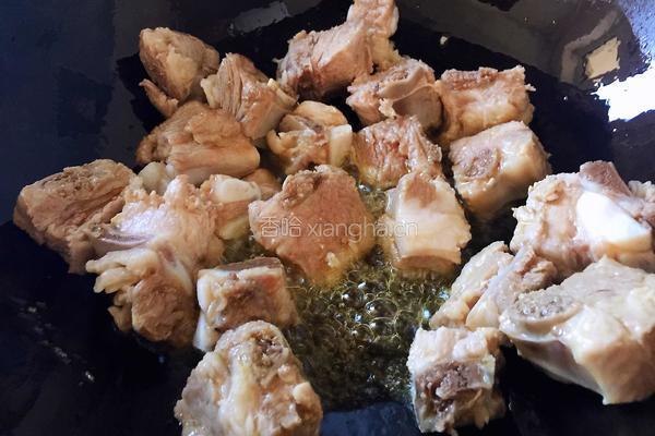 排骨土豆炖豆角的做法图解6
