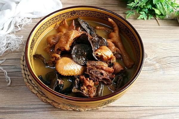 松菇炖鸡的做法图解10