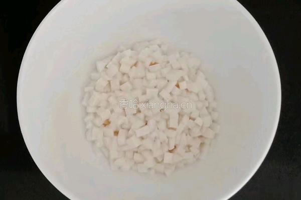 山药红枣银耳粥 (宝宝辅食）的做法图解3