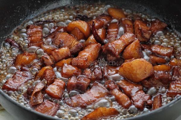 红烧肉炖土豆的做法图解11