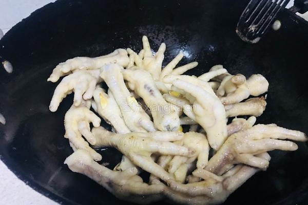 卤鸡爪的做法图解7