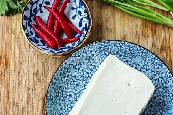 蘸汁豆腐的做法图解1