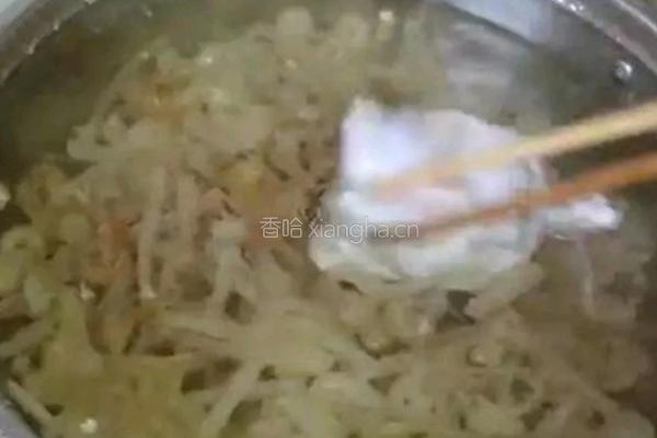 水晶皮冻的做法图解5