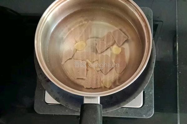 芹菜猪肝粥 (宝宝辅食）的做法图解4