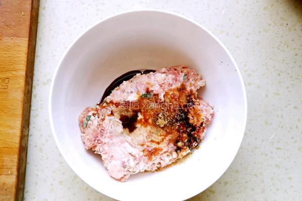 肉三鲜饺子的做法图解4