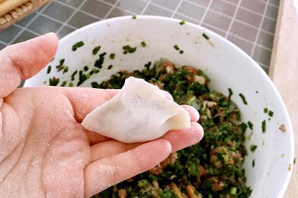 肉三鲜饺子的做法图解18