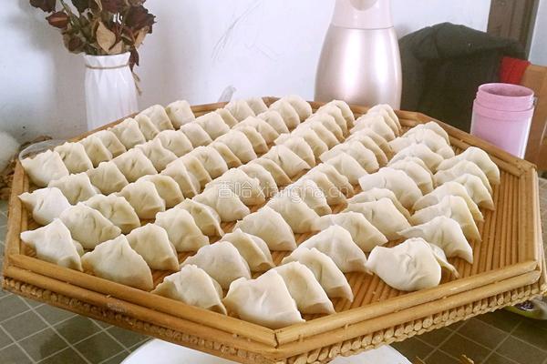 肉三鲜饺子的做法图解19
