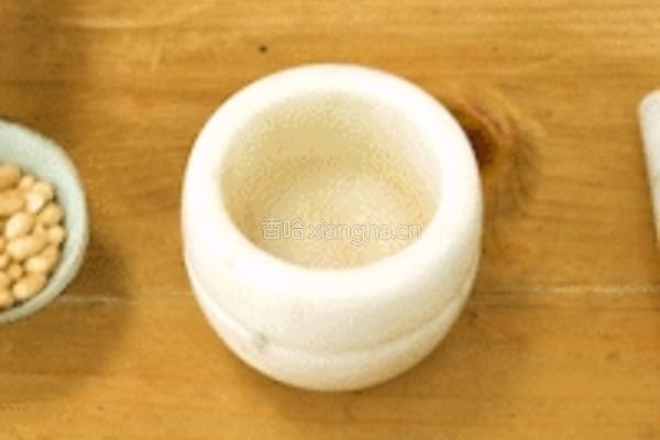 年年有鱼之煎酿鲮鱼的做法图解2