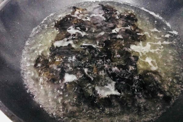 凉拌黑木耳的做法图解4
