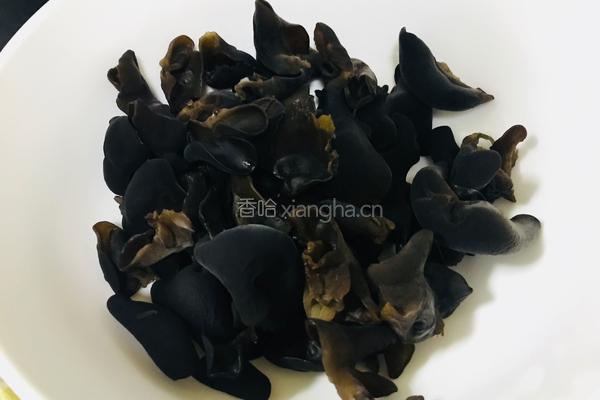 凉拌黑木耳的做法图解6