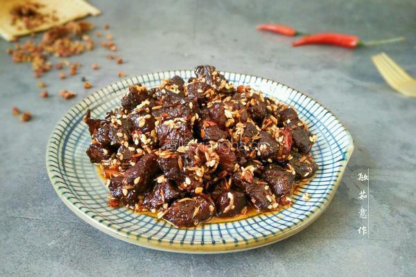 麻辣孜然牛肉粒的做法图解13