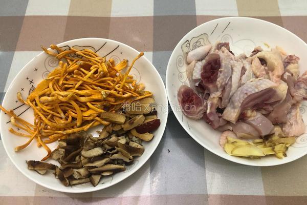 粤菜一虫草花香菇红枣鸡的做法图解2