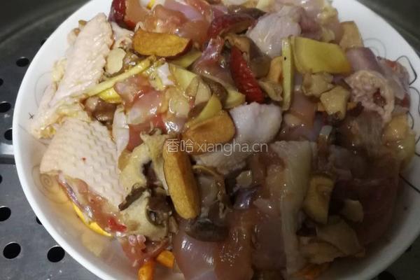 粤菜一虫草花香菇红枣鸡的做法图解6
