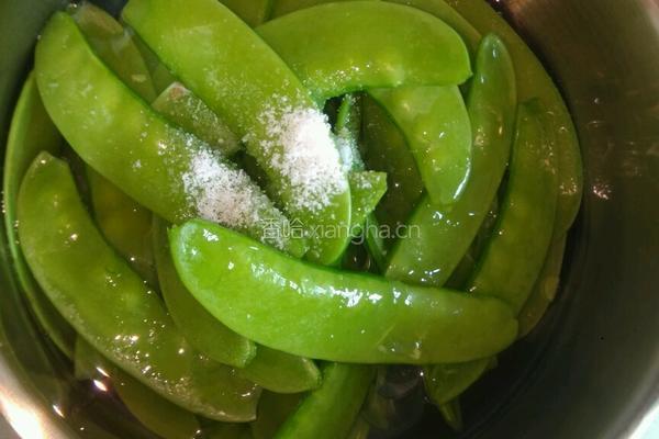 荷兰豆丸子的做法图解3