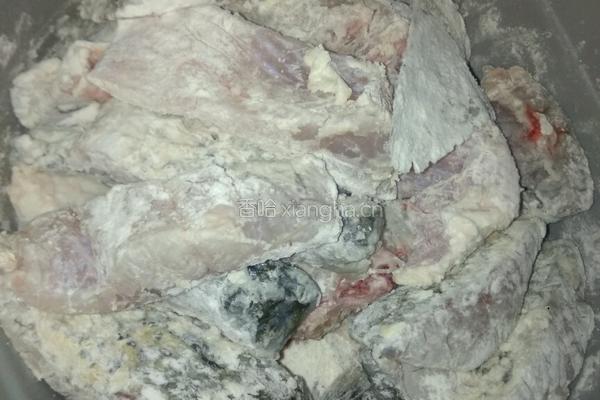 半煎煮豆豉鱼的做法图解2