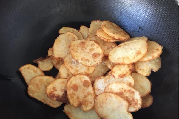 烹土豆片的做法图解11