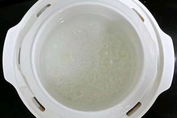 山药南瓜瘦肉粥 (宝宝辅食）的做法图解2