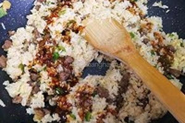 黑椒牛排蛋炒饭的做法图解6