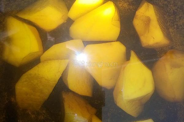 拔丝土豆的做法图解3