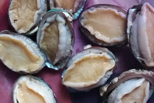 蒜蓉粉丝鲍鱼的做法图解2