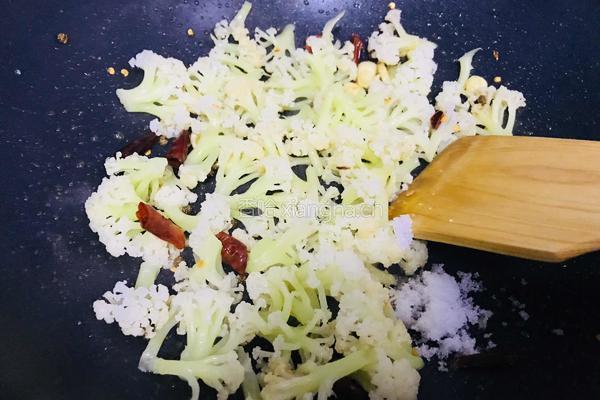 孜然菜花的做法图解8