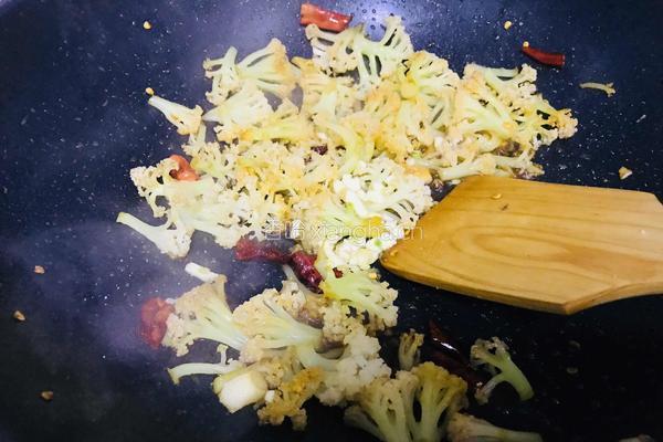孜然菜花的做法图解10