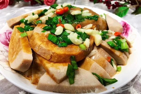 葱油芋头的做法图解1
