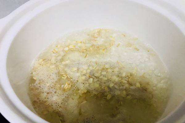燕麦黑芝麻核桃粥的做法图解4