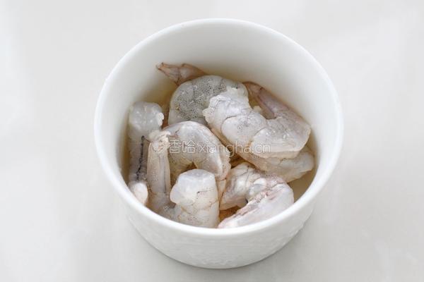 虾仁豆腐水蒸蛋的做法图解2