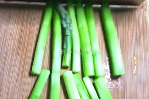 芦笋芝士培根卷的做法图解2
