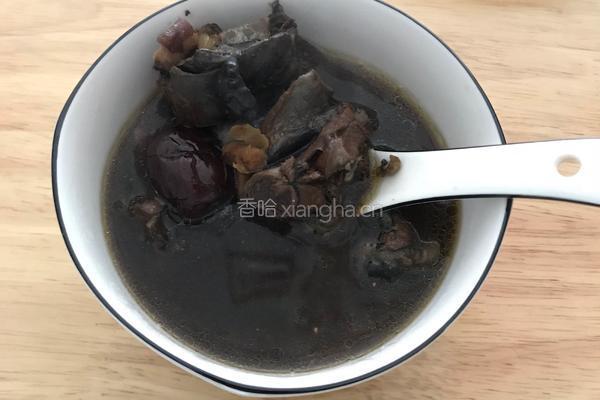 八珍乌鸡汤的做法图解3