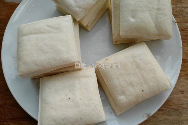 黄金豆腐的做法图解1
