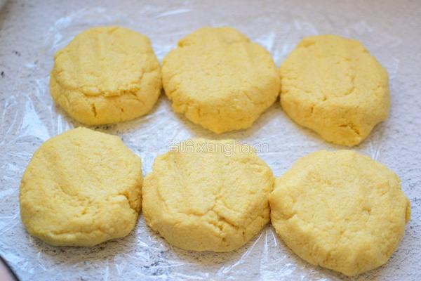 玉米面豆渣饼的做法图解5