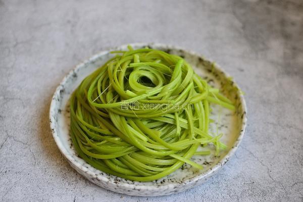 凉拌蒜苔的做法图解5