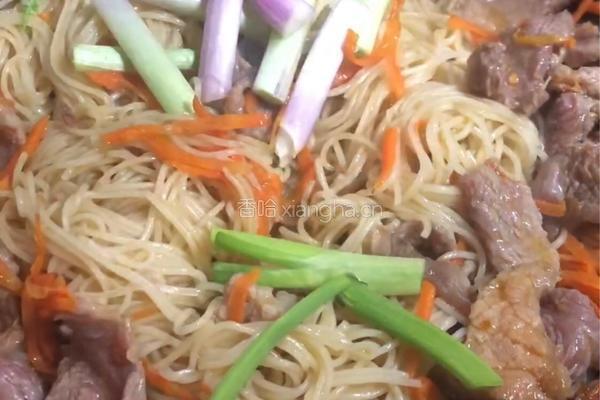 家常瘦肉炒面的做法图解7
