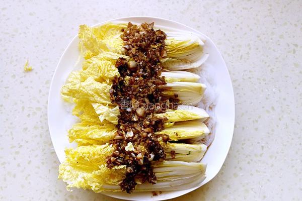 蒜蓉粉丝蒸娃娃菜的做法图解10