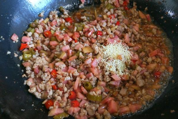 北京特色菜 泡菜炒肉末的做法图解11