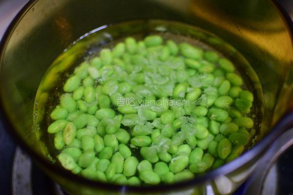 肉末炒毛豆的做法图解3