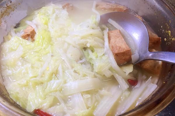 牛尾巴鱼白菜豆腐泡汤的做法图解10