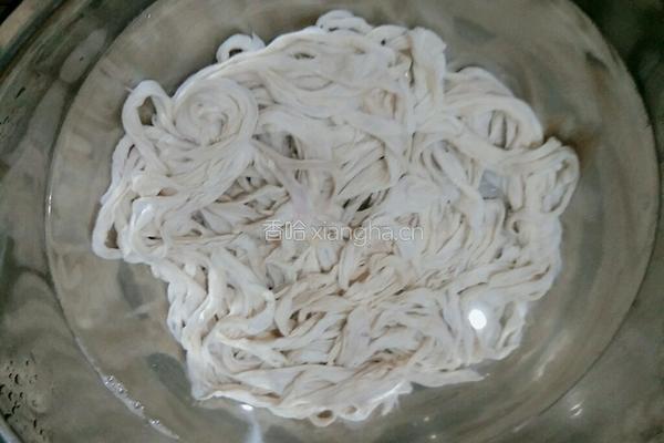 烟熏腊肠的做法图解1