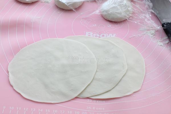 韭菜虾皮鸡蛋馅饼的做法图解5
