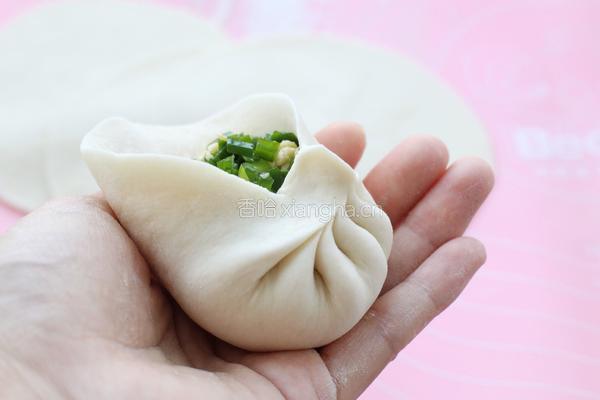 韭菜鸡蛋素包子的做法图解6