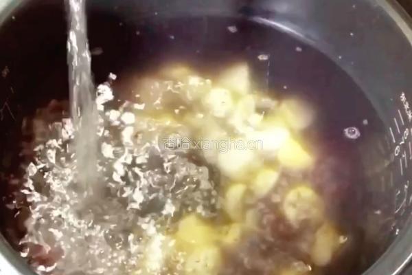 红豆板粟养生粥的做法图解3