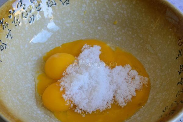 抹茶蛋糕卷（新年甜品）的做法图解1