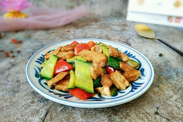 黄瓜炒肉的做法图解8