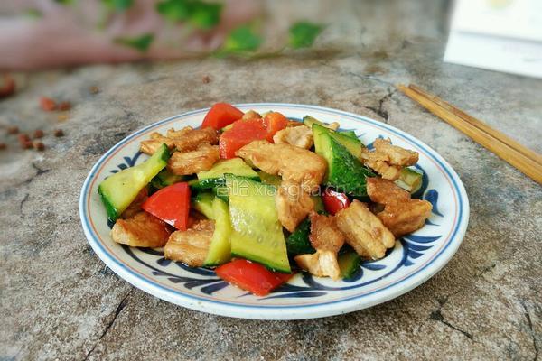 黄瓜炒肉的做法图解7