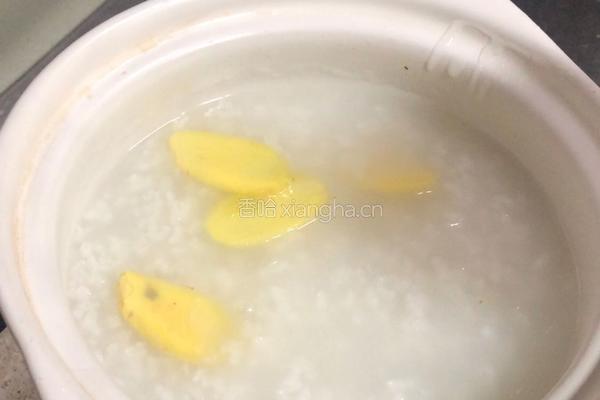 粤式-猪红生菜粥的做法图解2